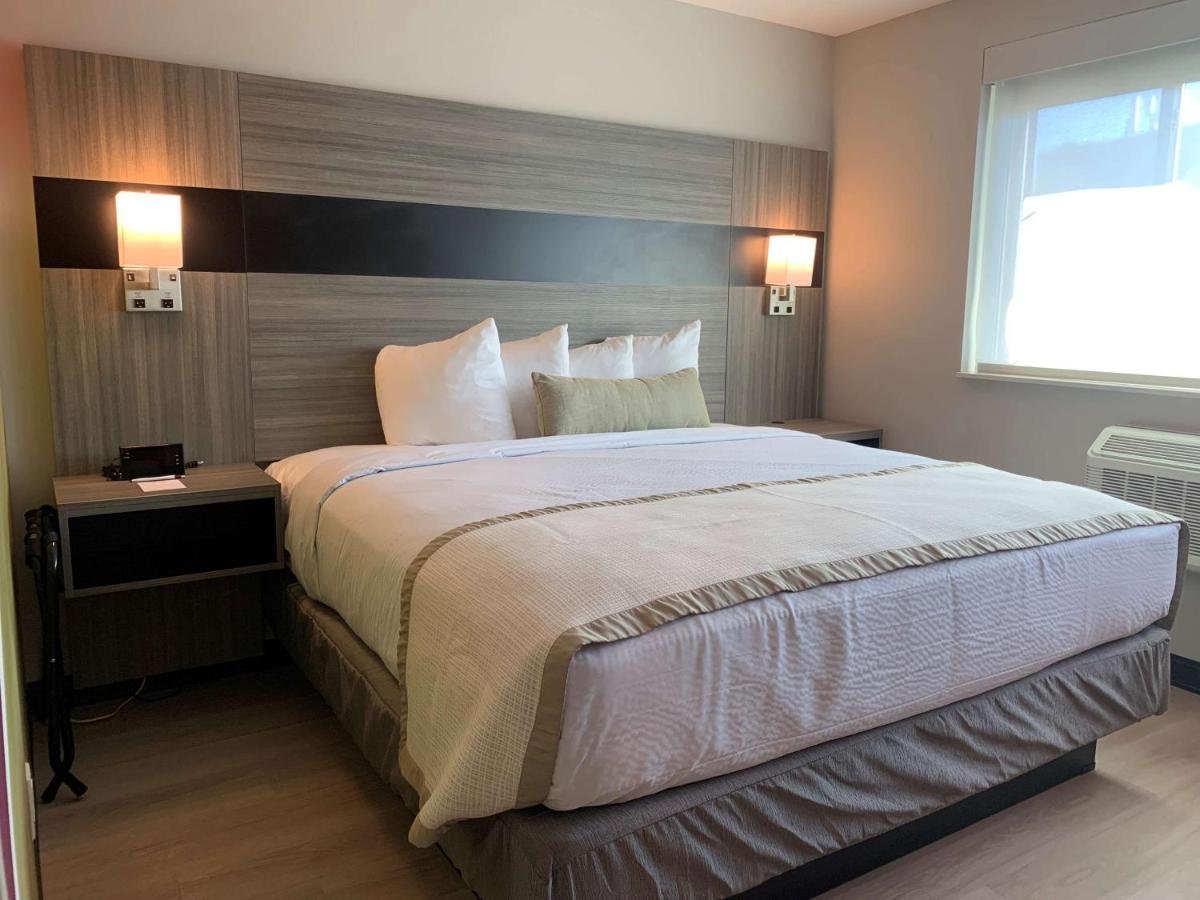 Best Western Plus Brooklyn-Prospect Park New York Exterior photo